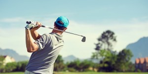 Man golfing golf outing