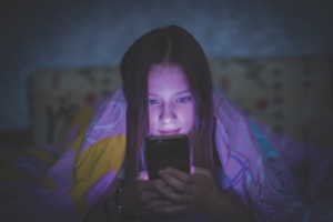 setting screen time limits for kids