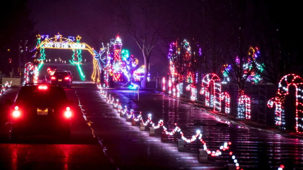 Lorain County Metroparks Holiday Lights Northeast Ohio Parent